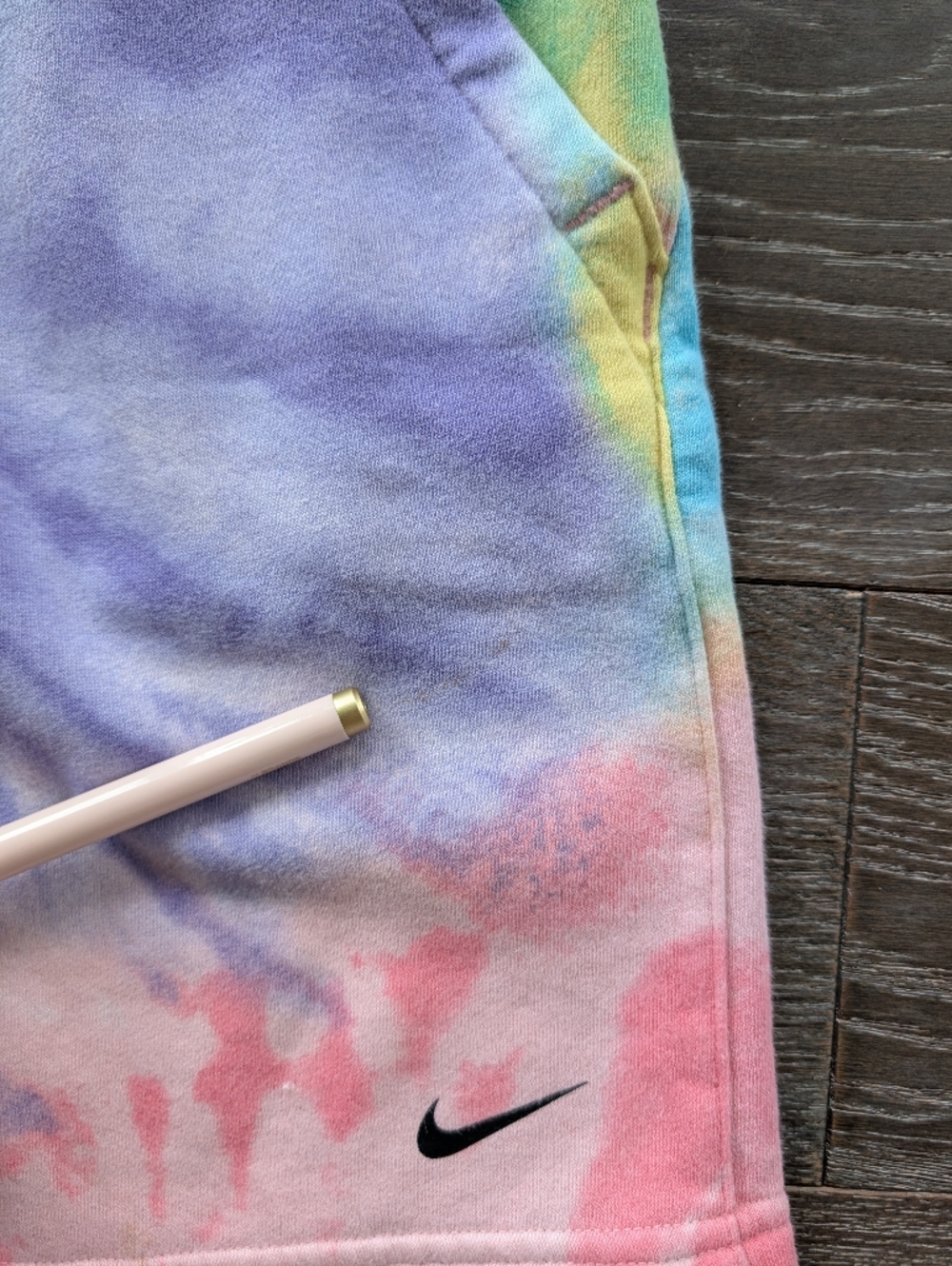 Nike Sportswear Club Fleece Big Kids' Tie-Dye Shorts Size Medium - Picture 3 of 10